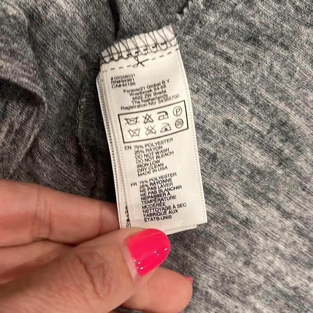 Forever 21 gray fringe southwestern print crop top - S - Picture 11 of 11